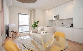 Liiiving In Porto - City Design Apartments